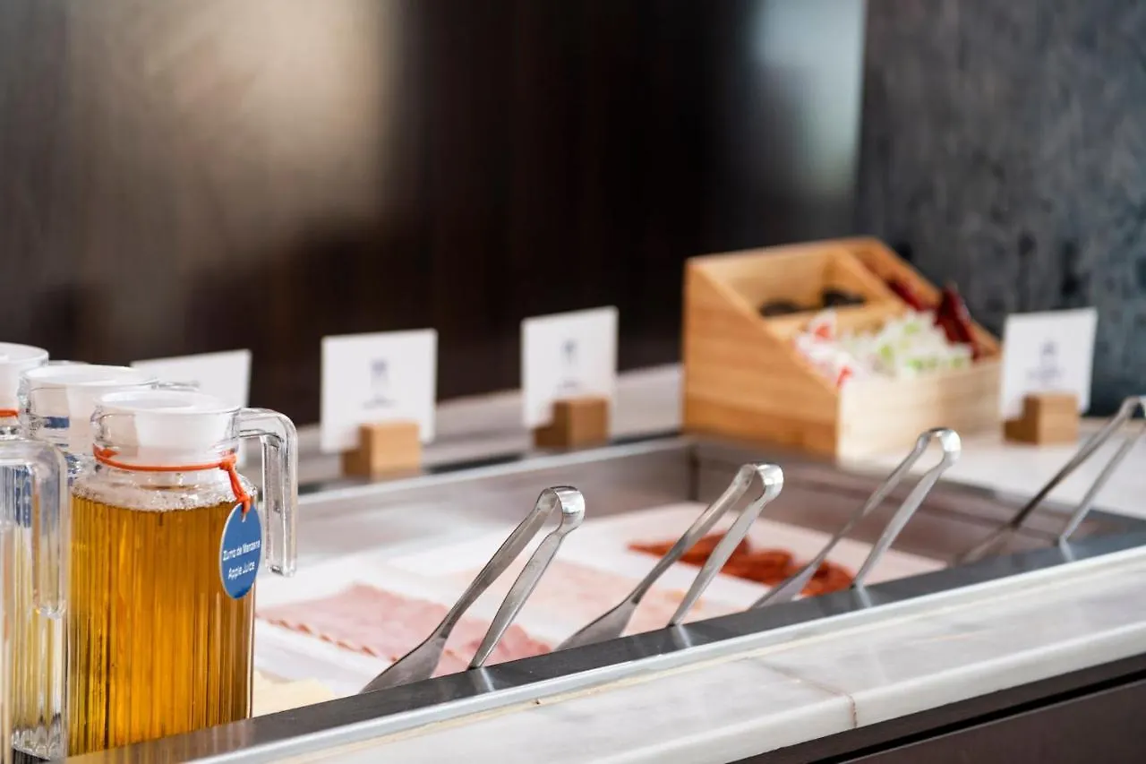 Hotel Holiday Inn Express Molins De Rei By Ihg