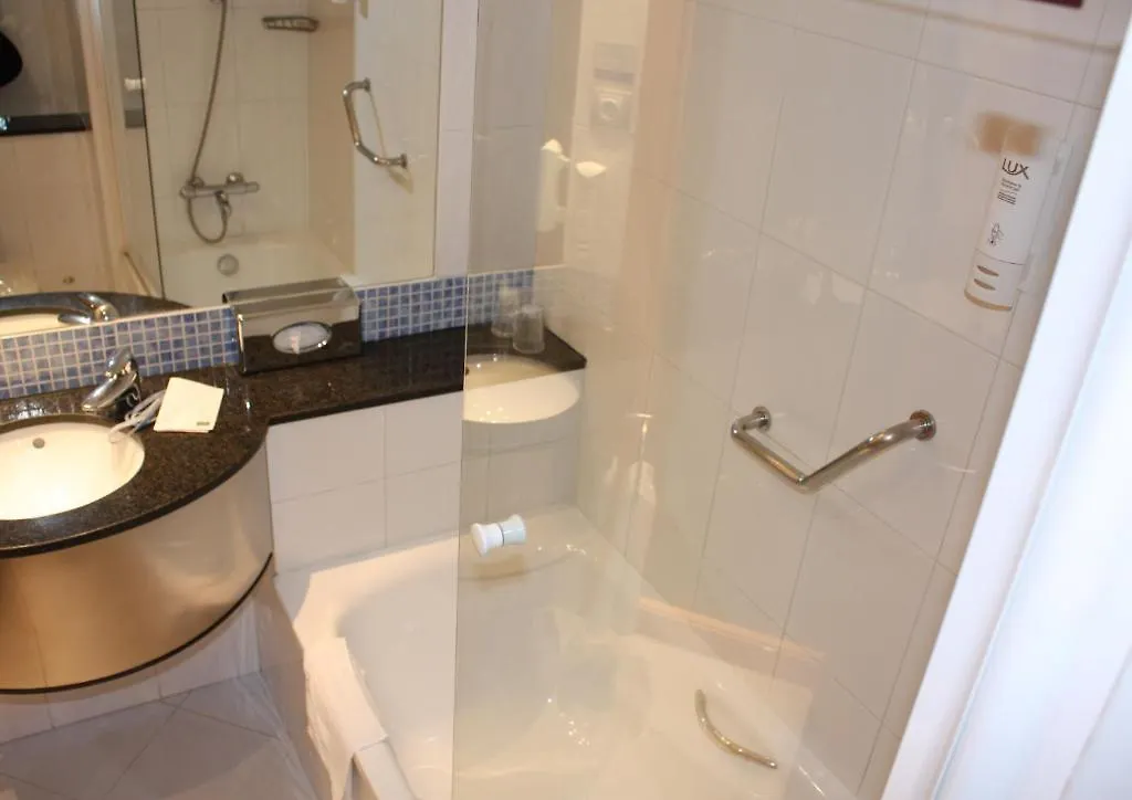 Holiday Inn Express Molins De Rei By Ihg Hotel