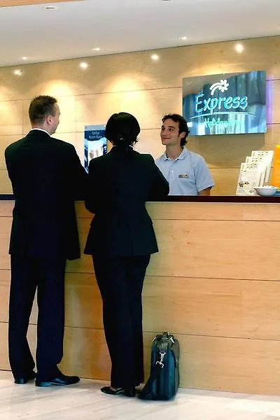 *** Hotel Holiday Inn Express Molins De Rei By Ihg Espanha