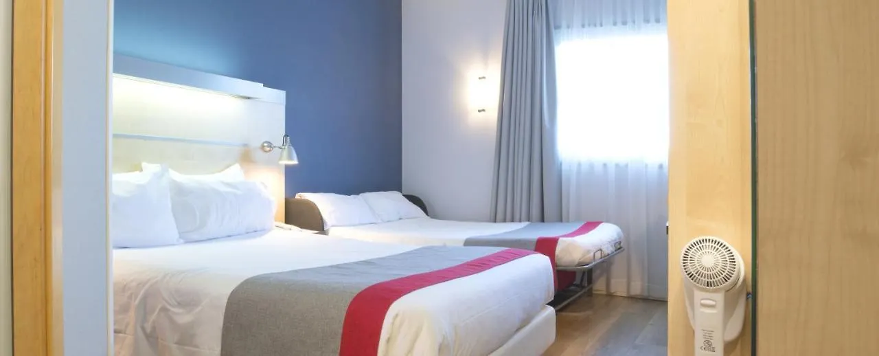 Holiday Inn Express Molins De Rei By Ihg