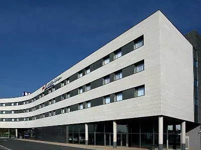 Holiday Inn Express Molins De Rei By Ihg Hotel